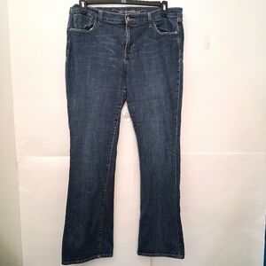 The Sweetheart Classic Blue Boot Cut Jeans for Women